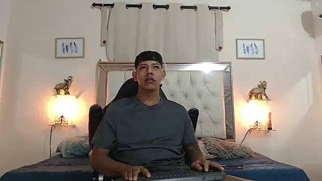 mr stiven  online show from September 2025 02:44:01 AM