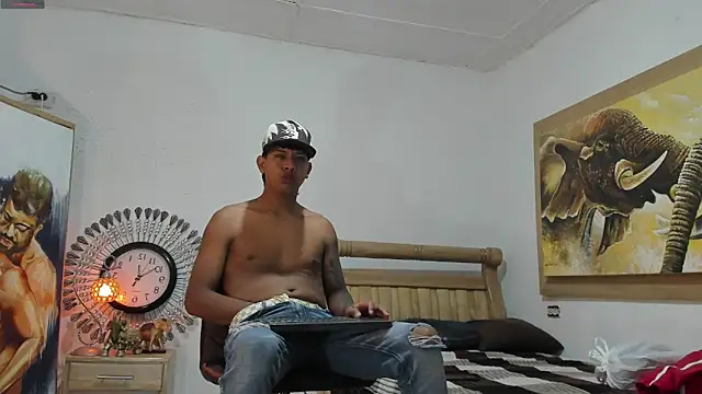 mr stiven  online show from May 2026 07:28:02 AM