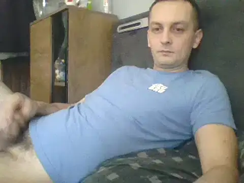 Snapshot of Kondzio chatting on February 2025 08:09:02 AM Kondzio online show from February 2025 08:09:02 AM