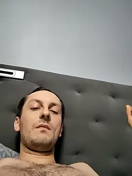 Snapshot of Kondzio chatting on November 2025 03:11:01 PM Kondzio online show from November 2025 03:11:01 PM