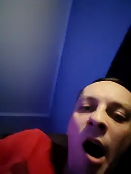 Snapshot of Kondzio chatting on December 2025 10:37:02 PM Kondzio online show from December 2025 10:37:02 PM