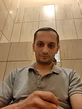 Snapshot of Kondzio chatting on December 2025 07:54:02 PM Kondzio online show from December 2025 07:54:02 PM