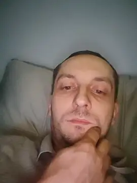 Snapshot of Kondzio chatting on December 2025 11:13:02 PM Kondzio online show from December 2025 11:13:02 PM