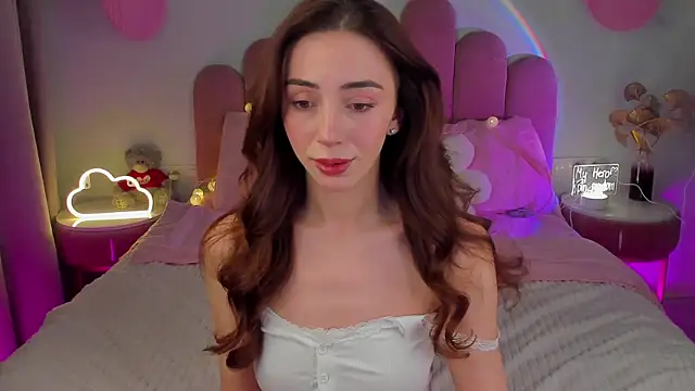 ElsaYoung online show from February 2025 08:00:01 PM