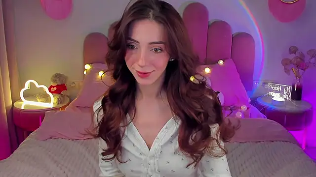 ElsaYoung online show from February 2025 08:44:01 PM