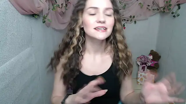 Lina Star S online show from January 2025 06:33:02 AM