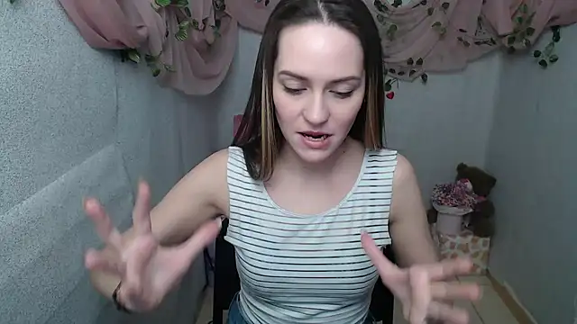 Lina Star S online show from January 2025 10:33:02 AM