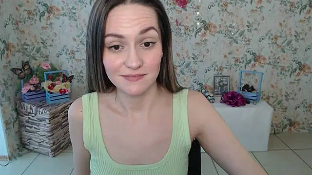 Lina Star S online show from February 2025 10:34:01 AM