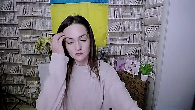 Lina Star S online show from September 2025 05:42:01 AM