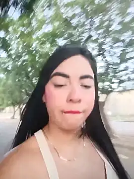 Snapshot of KathaDanger chatting on October 2025 10:40:02 PM KathaDanger online show from October 2025 10:40:02 PM