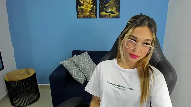 davinacaro online show from January 2025 12:27:02 AM