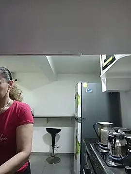 sasi luna online show from February 2026 02:04:02 PM