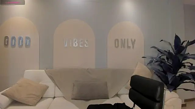 MiaFarrell  online show from January 2025 07:18:02 PM