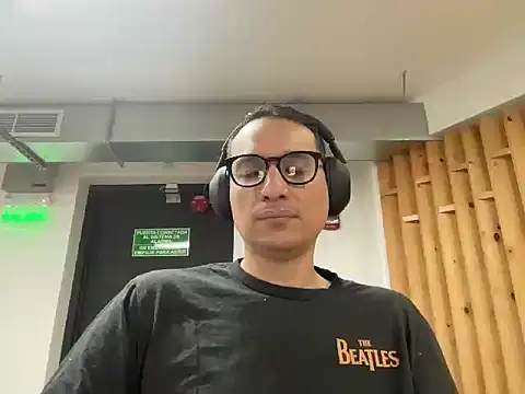 alex ruiz85 online show from December 2025 04:23:02 PM