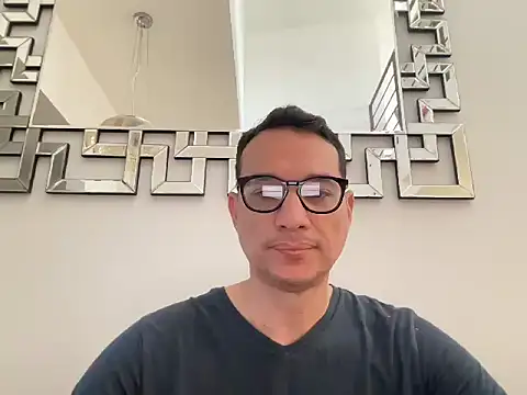 alex ruiz85 online show from January 2026 02:30:01 PM