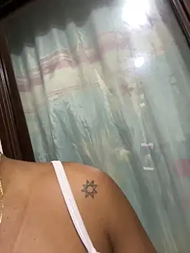 Naticol1 online show from December 2025 09:22:01 PM