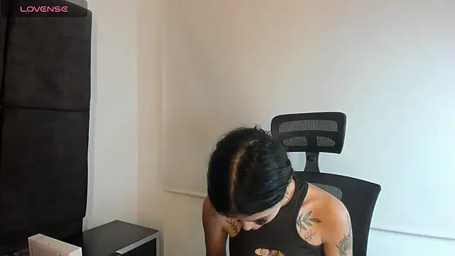 Snapshot of Cassie_howard_ chatting on January 2025 05:19:01 AM Cassie howard online show from January 2025 05:19:01 AM