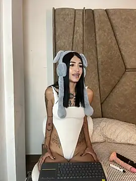 Snapshot of Cassie_howard_ chatting on February 2025 09:35:02 PM Cassie howard online show from February 2025 09:35:02 PM