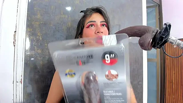 violett collins  online show from October 2025 10:34:02 PM