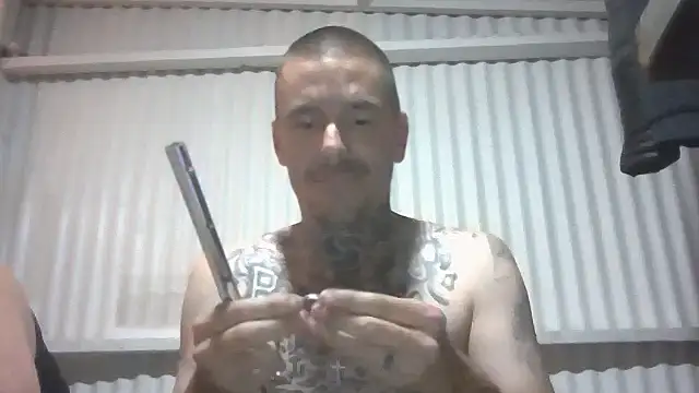 DaddyDifferent online show from April 2026 10:29:01 AM