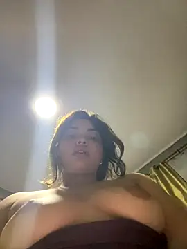 Nicollygriu online show from October 2025 01:58:01 AM