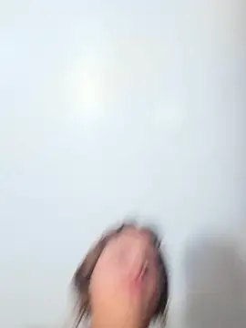 Nicollygriu online show from April 2026 01:42:02 PM