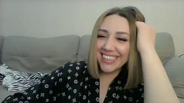 VickyLove047 online show from January 2025 01:47:02 AM