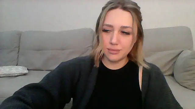 VickyLove047 online show from January 2025 05:43:02 PM