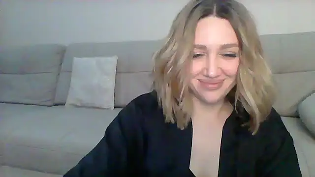 VickyLove047 online show from February 2025 09:26:02 PM