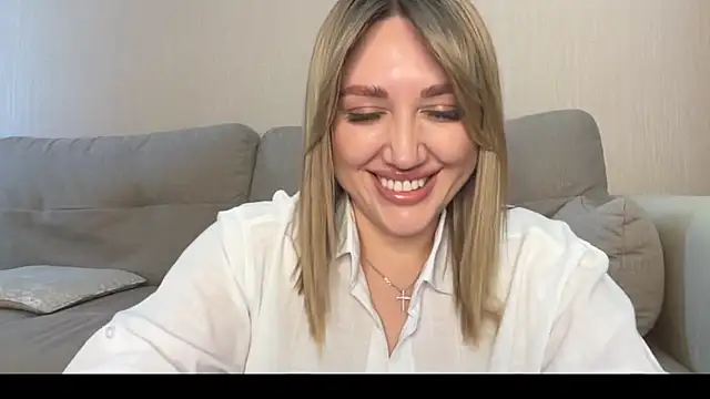 Snapshot of VickyLove047 chatting on July 2026 07:44:01 AM VickyLove047 online show from July 2026 07:44:01 AM