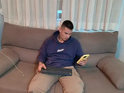 Geishastudios online show from November 2025 09:25:01 PM