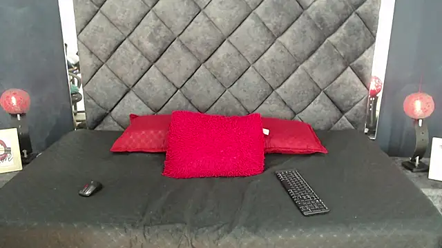 Snapshot of Allison_Dubois chatting on January 2025 08:52:02 PM Allison Dubois online show from January 2025 08:52:02 PM