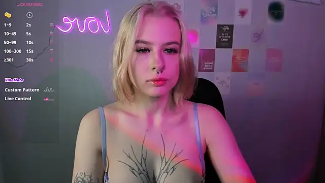 tender kiitty online show from December 2024 07:33:02 AM