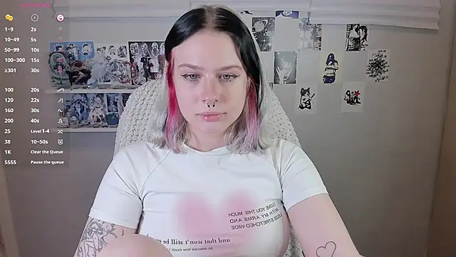 tender kiitty online show from November 2025 03:45:01 PM