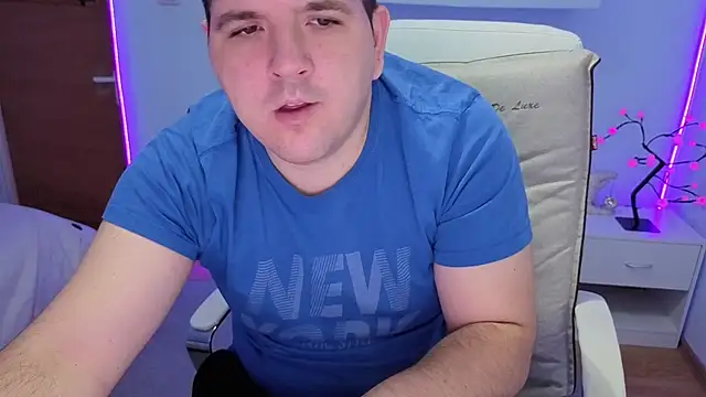 Snapshot of JasonJacks chatting on October 2025 04:38:01 AM JasonJacks online show from October 2025 04:38:01 AM