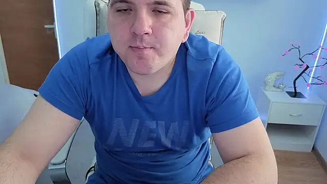 Snapshot of JasonJacks chatting on October 2025 07:42:01 AM JasonJacks online show from October 2025 07:42:01 AM