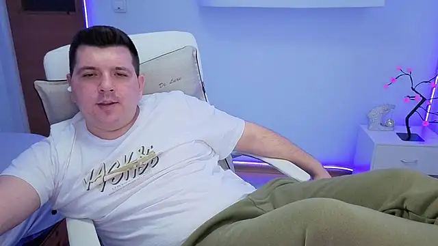 Snapshot of JasonJacks chatting on November 2025 04:09:02 PM JasonJacks online show from November 2025 04:09:02 PM