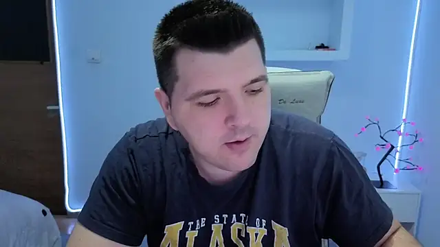 Snapshot of JasonJacks chatting on December 2025 04:50:01 AM JasonJacks online show from December 2025 04:50:01 AM