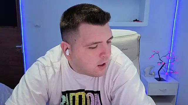 Snapshot of JasonJacks chatting on December 2025 04:29:01 AM JasonJacks online show from December 2025 04:29:01 AM