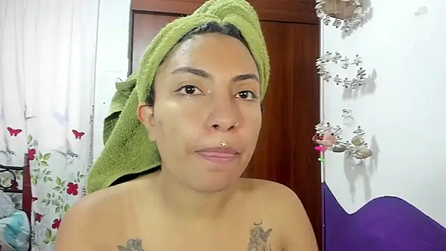 Snapshot of Natymontiell_ chatting on January 2025 02:30:01 PM Natymontiell online show from January 2025 02:30:01 PM