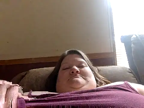 chrissybear84 online show from February 2026 06:59:02 PM