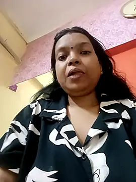 Snapshot of sunita-doll chatting on December 2025 01:32:01 AM sunita-doll online show from December 2025 01:32:01 AM