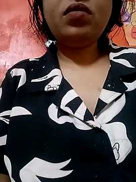 Snapshot of sunita-doll chatting on December 2025 01:35:02 AM sunita-doll online show from December 2025 01:35:02 AM