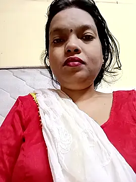 Snapshot of sunita-doll chatting on December 2025 03:44:02 AM sunita-doll online show from December 2025 03:44:02 AM