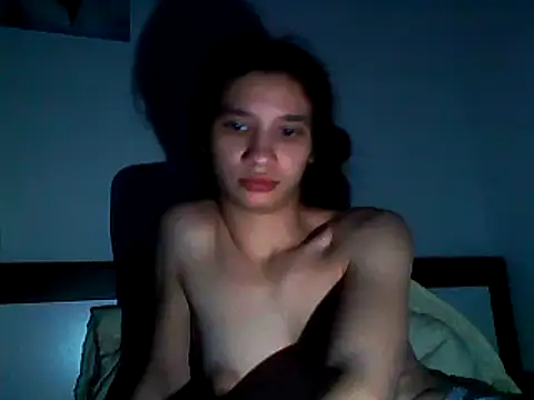 Snapshot of maiaandreea chatting on December 2024 11:27:02 PM maiaandreea online show from December 2024 11:27:02 PM