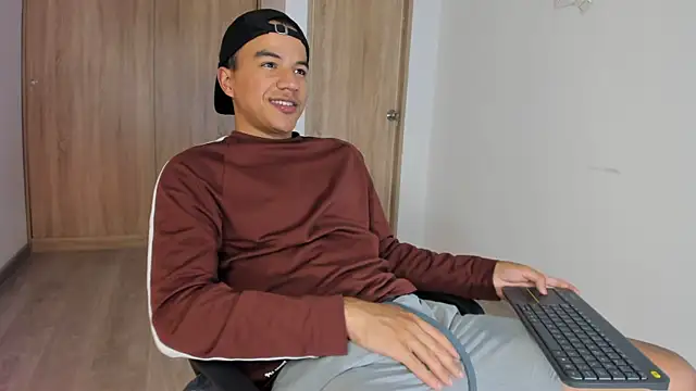 lucas wellx online show from May 2026 02:20:02 AM