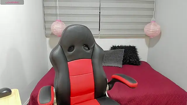 Snapshot of melanie_hh chatting on January 2025 04:10:01 AM melanie hh online show from January 2025 04:10:01 AM