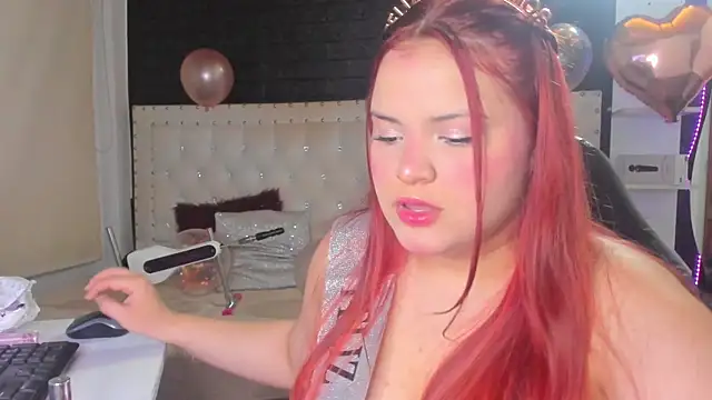 Snapshot of melanie_hh chatting on March 2025 04:35:01 AM melanie hh online show from March 2025 04:35:01 AM