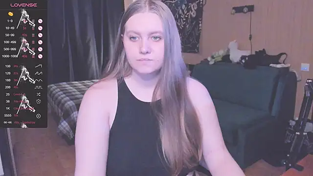 Snapshot of Alice_Dreamgirl_ chatting on October 2025 11:57:02 AM Alice Dreamgirl  online show from October 2025 11:57:02 AM