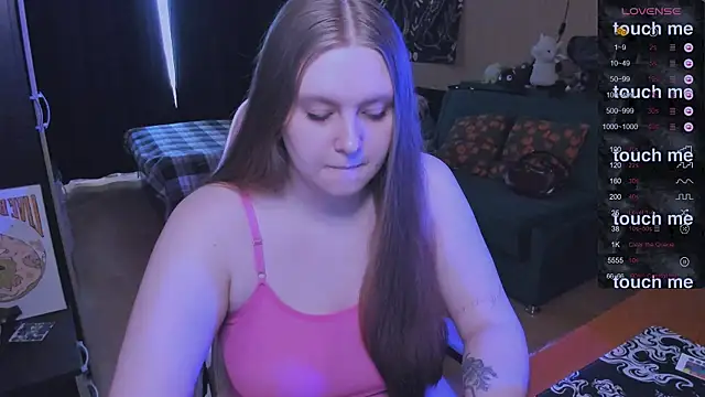 Alice Dreamgirl  online show from April 2026 12:21:01 PM